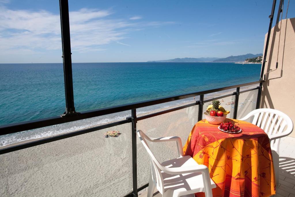 Residence Le Dune Club Varigotti Room photo